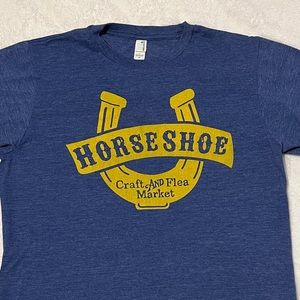 Lucky Finds Colorado Tee ~ Horseshoe Craft & Flea Market ~ Blue ~ Size M